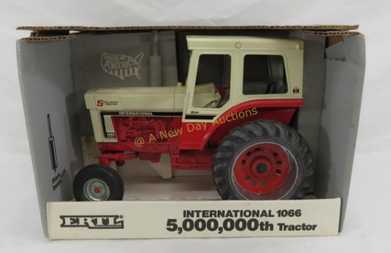 Ertl International 1066 5,000,000th tractor