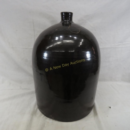 Red Wing 5 gallon jug, scratch mark