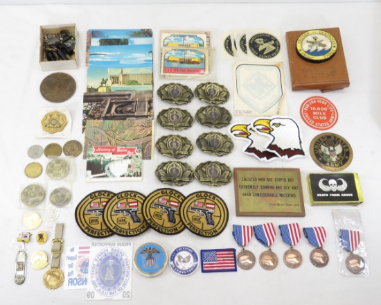 US Military medallions, Plaque & More
