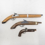 Spanish Black Powder & 2 Vintage cap guns