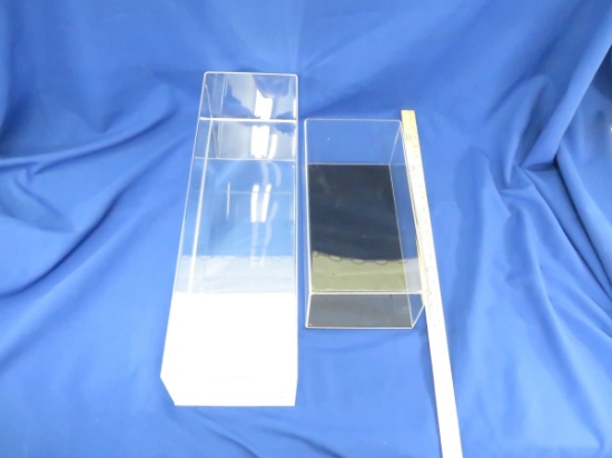 2 new acrylic display cases, single and 2 car