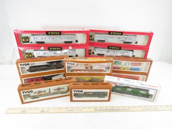 Tyco HO USA  unopened in boxes -Lionel BN Engine