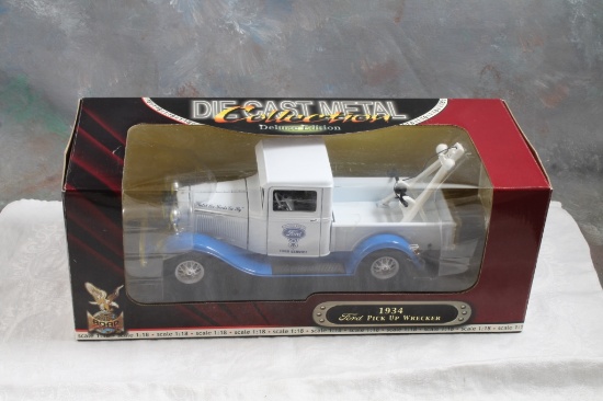 1934 Diecast Ford Pick Up Wrecker NIB 1:18 Scale