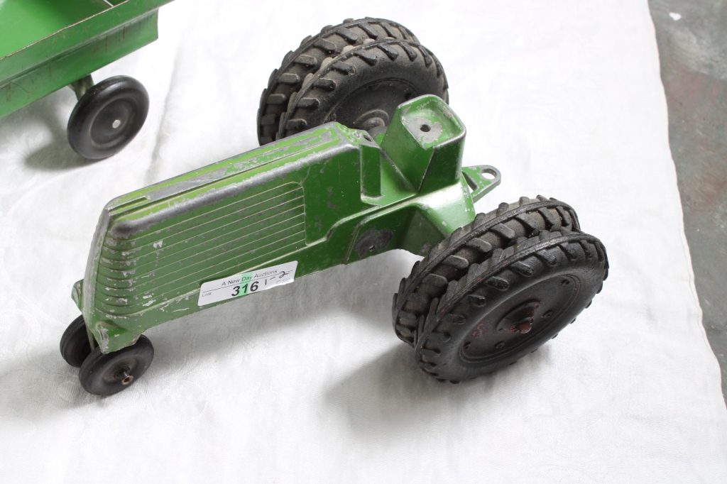 Oliver Slik Toy Tractor, Farm Wagon Proxibid
