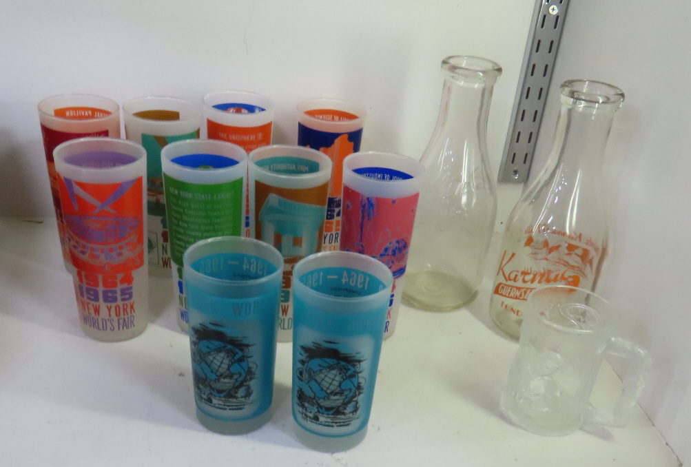 1964/65 NY World's Fair Glasses & 2 Milk Bottles | Proxibid