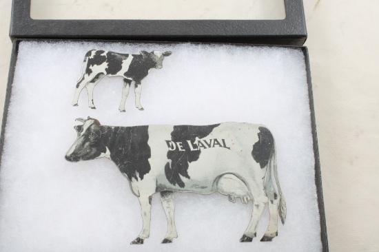 DeLaval Metal Black and White Cow & Calf