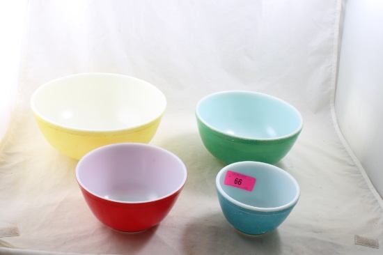 Pyrex Primary Colors 4 Mixing Bowl Set