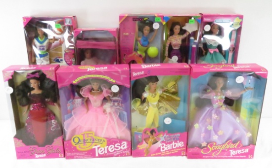 9 Vintage Teresa Friend of Barbie Dolls in Box