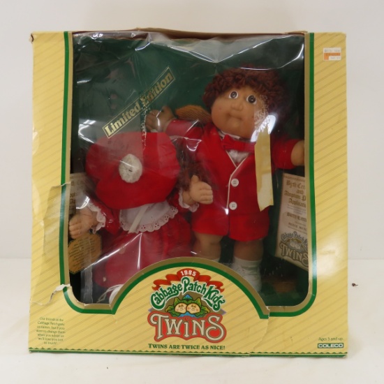 Vintage cabbage patch doll twins
