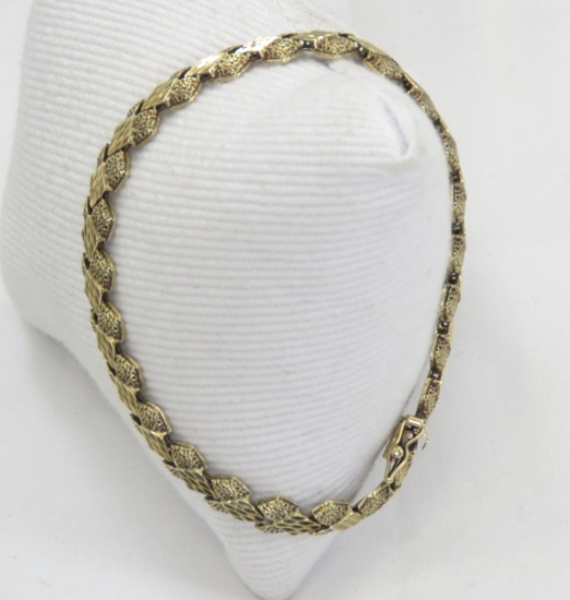 14kt Yellow Gold Textured Link Bracelet