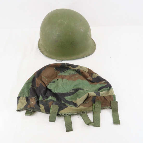 WWII US M1 rear seam helmet with liner