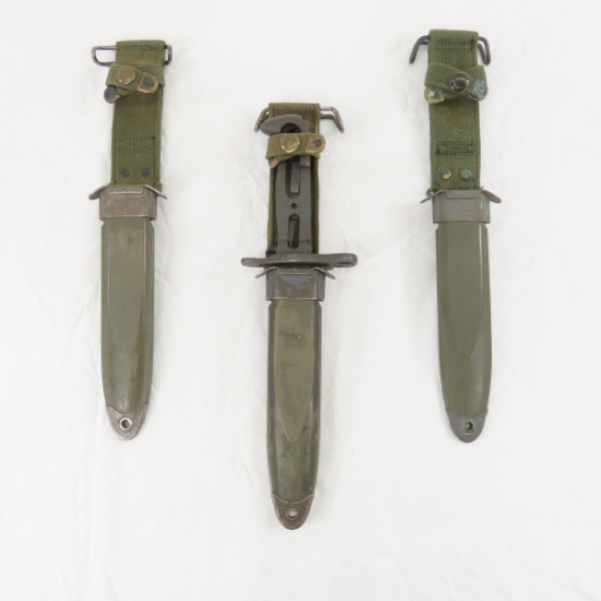 3 US M8 A1 bayonet scabbards & 1 bayonet no grips