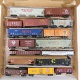 16 HO scale Freight cars – Various RR