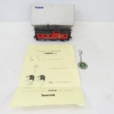 Tenshodo HO Great Northern Caboose with Truck
