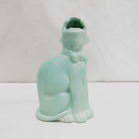 Red Wing Art Pottery Green Cat #878