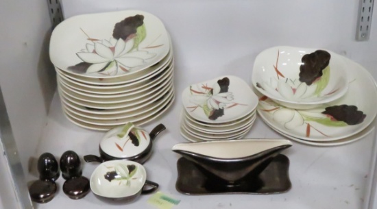 Red Wing Lotus Dinner Ware