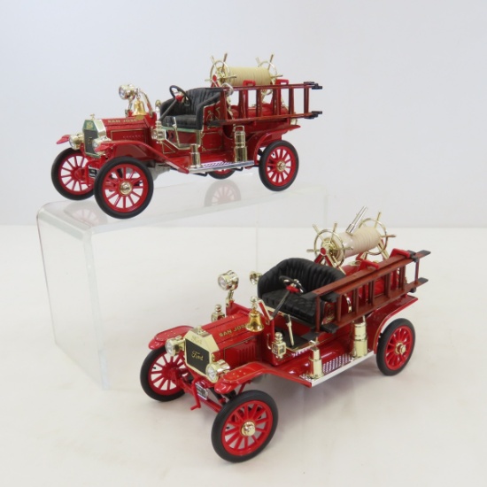 2 Road Signature 1914 Ford Model T Fire Engines