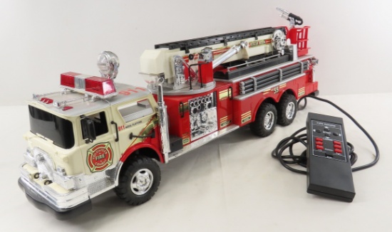1988 New Bright R/C Metro FD No 55 Snorkel Truck