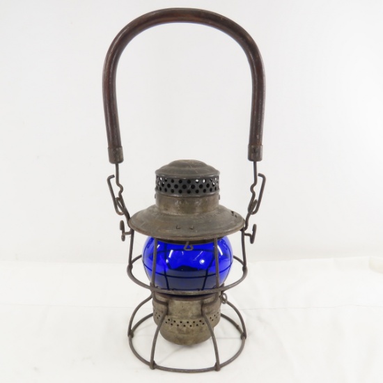 DM&N RY Adams & Westlake Short Blue Globe Lantern