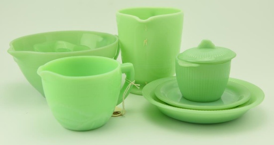 Lot #41- 9pc Jadeite glass set to include: Large Measuring cup, small measuring cup,  batter bowl,