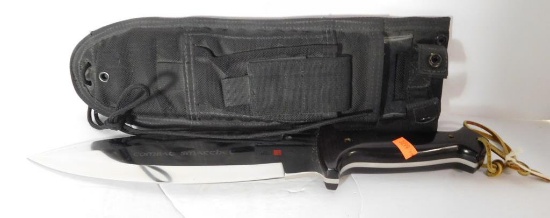 Lot #90K - Al Mar Combat Smatchet (like new) in sheath no serrations signed Rex Applegate  and