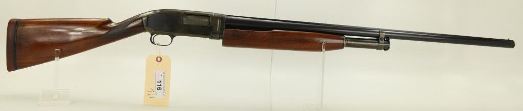 Lot #116 - Winchester Mdl 12 Pump Action Shotgun 12 GA SN# 462419~~ 28” BBL. 49" OAL. Dates to