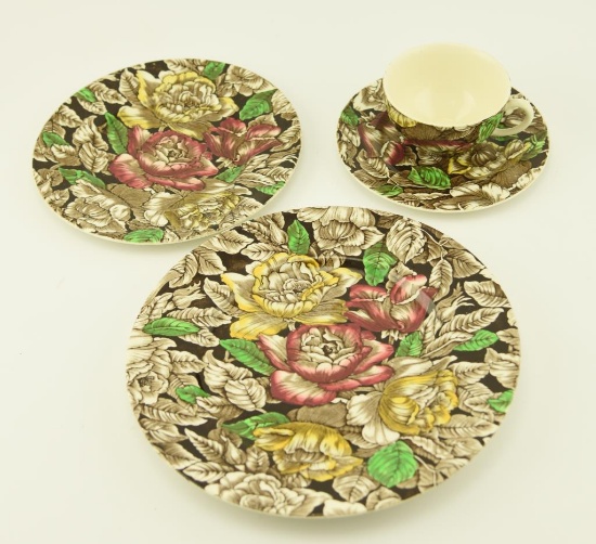 Lot 1107 -  Approximately 75pcs of miscellaneous china to include: Hyott & Son Co. Bermuda