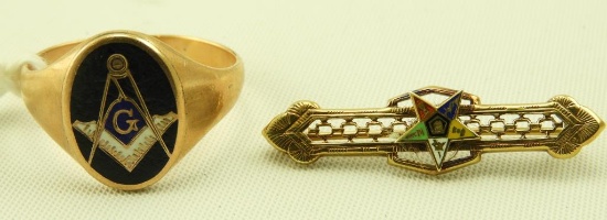 Lot 1634 - (2) Pieces of gold Masonic jewelry: 10k gold and enamel ring along with a 14k bar pin