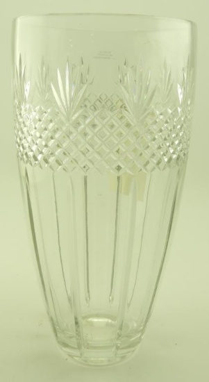 Lot 1654 - Heavy cut crystal vase
