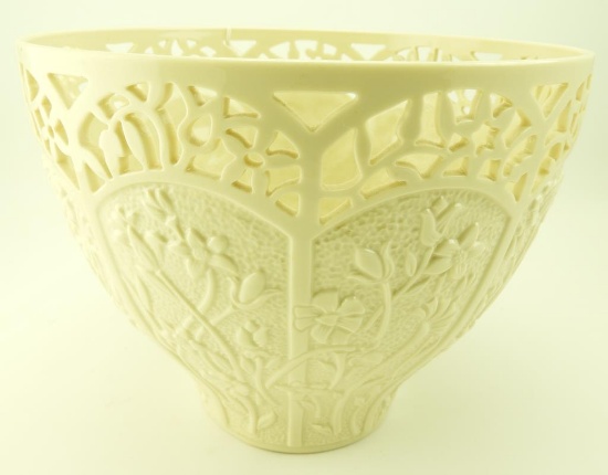 Lot 1703 - Large Lenox porcelain bowl with pierced rim