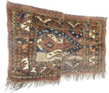 Lot 1676 - Small oriental rug