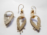 Lot 1645b - Antique Etruscan style wirework & seed pearl 14k gold brooch & earring set: weighs
