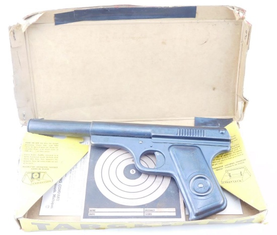 Daisey Targeteer BB pistol in original box     
