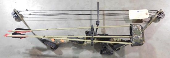 Lot #232A - PSE Deer Hunter 55lb draw Compound Bow with Quiver and (3) arrows SN# 1149165