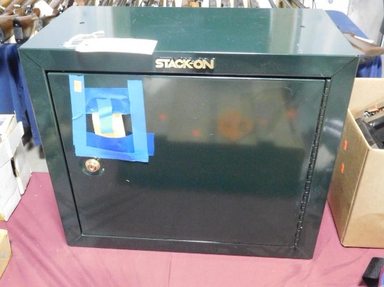 Lot #356 - Stack-On lock box, 21x18x10 