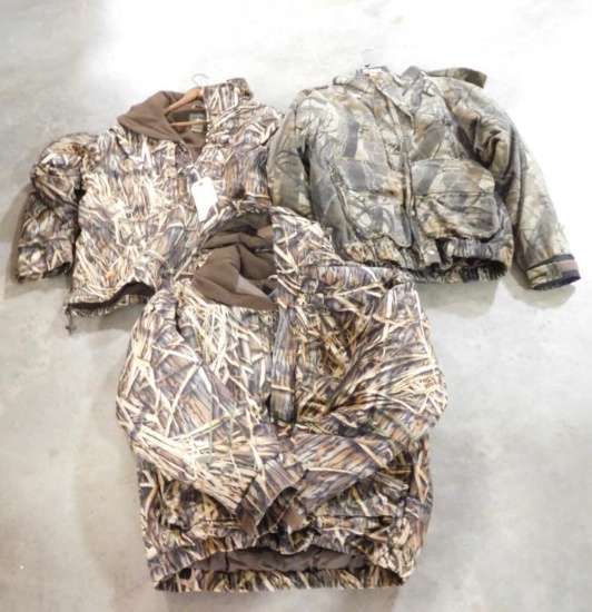 Lot #40 - Drake mens large fleece lined waterfowl jacket, Hodgman Mens Large Camo Jacket, Drake