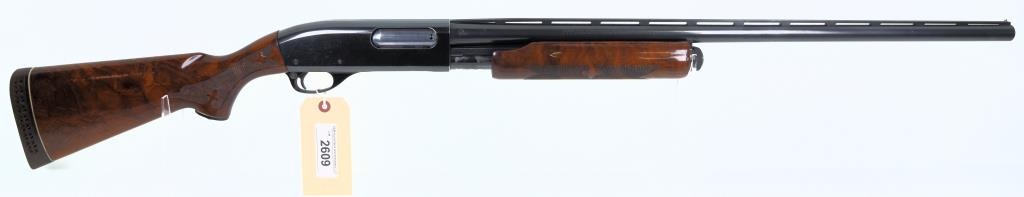 REMINGTON ARMS CO WINGMASTER 870 Pump Action Shotgun