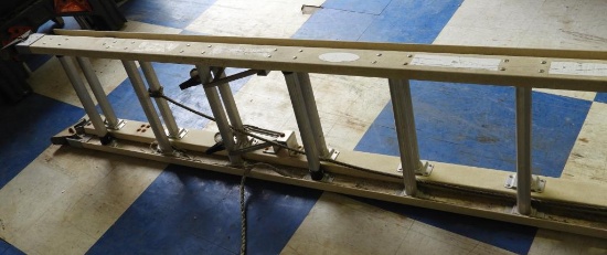 Lot # 4675 - 24’ Fiberglass Extension ladder