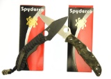 Lot #566 - Lot of (2) Spyderco Knives to include: C135GBBKP Perrin, C10ZFPGR Endura Zome