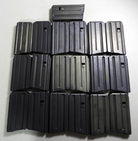 Lot #810 - (19) Colt Mfg. 20 round AR-15 mags in military ammo can. HIGH CAPACITY MAGS.  CAN'T