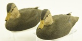 Lot #287 - Pair of Paul Loder 1985 miniature carved Black Ducks “made for Rusty Harvey” with