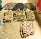 Entire tote full of men’s hunting clothes to