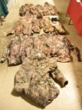 Entire tote full of men’s hunting clothes: