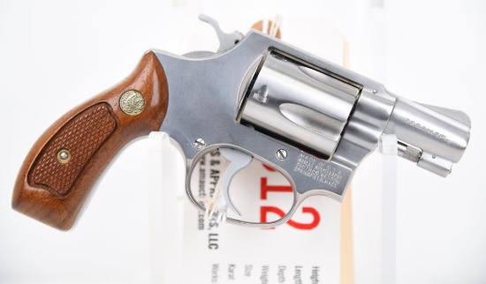 SMITH & WESSON 60 Double Action Revolver R88684 .38 SPEC 1.875" REGULATED