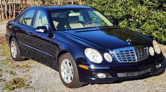 2009 Mercedes Benz E-320 Four door sedan, 3.0 Liter Bluetec Deisel, automatic transmission,