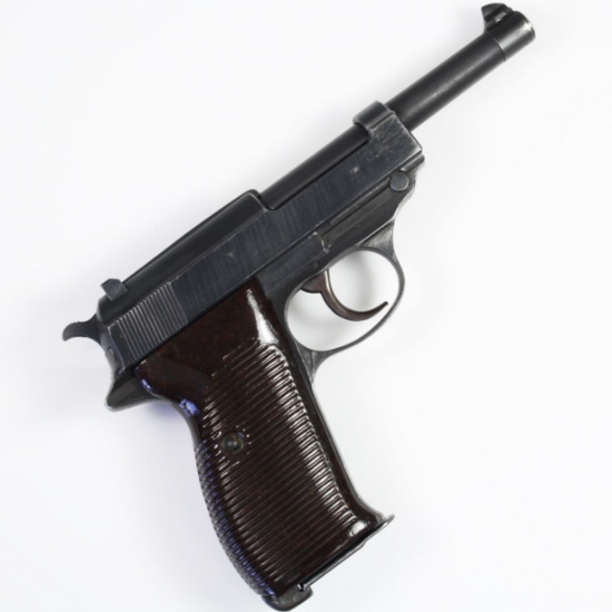 Estate Walther P38 Nazi semi-automatic pistol made in 1944, 9mm cal