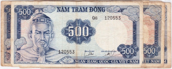 Lot of 7 1966 Vietnam 500 dong banknotes
