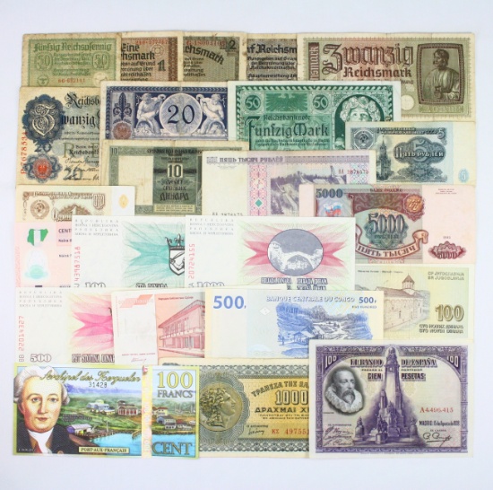 Collection of 23 pieces of mostly European banknotes