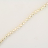 Estate freshwater white pearl bracelet with gold clasp