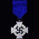 Nazi Germany Fur Treue Dienste Cross (For Faithful Service) enameled medal